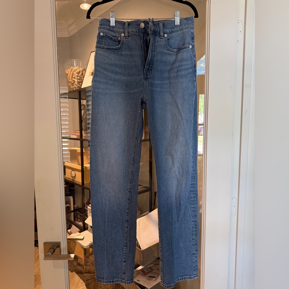 Madewell Straight-Leg Jeans in Medium Blue Wash